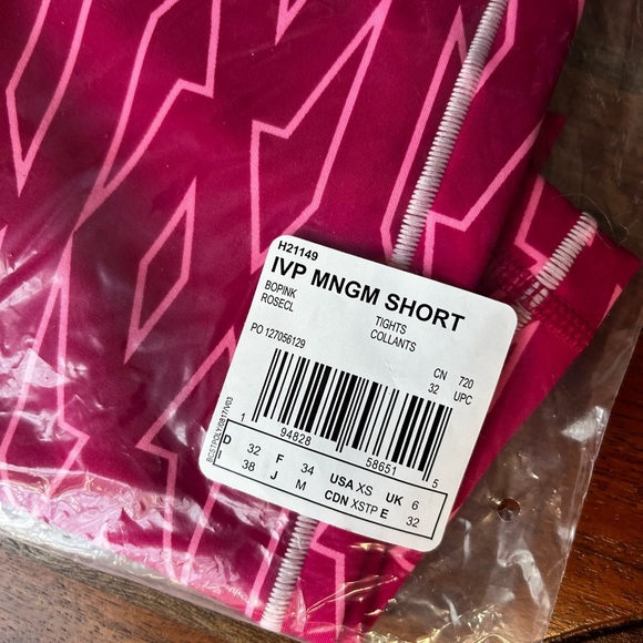 adidas Ivy Park Monogram Short Bold Pink Tights - Picture 5 of 8